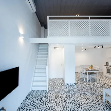 Porto Harani Seaside Daire